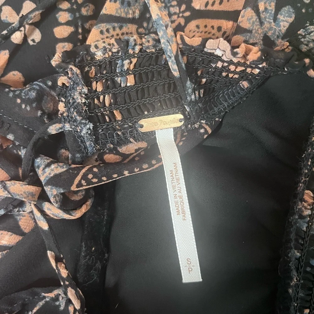 Free People Clarissa Printed Top in Midnight Combo size small